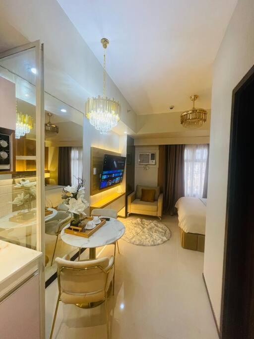 Marias Suite Near Manila Bay Free Use Of Pool ภายนอก รูปภาพ