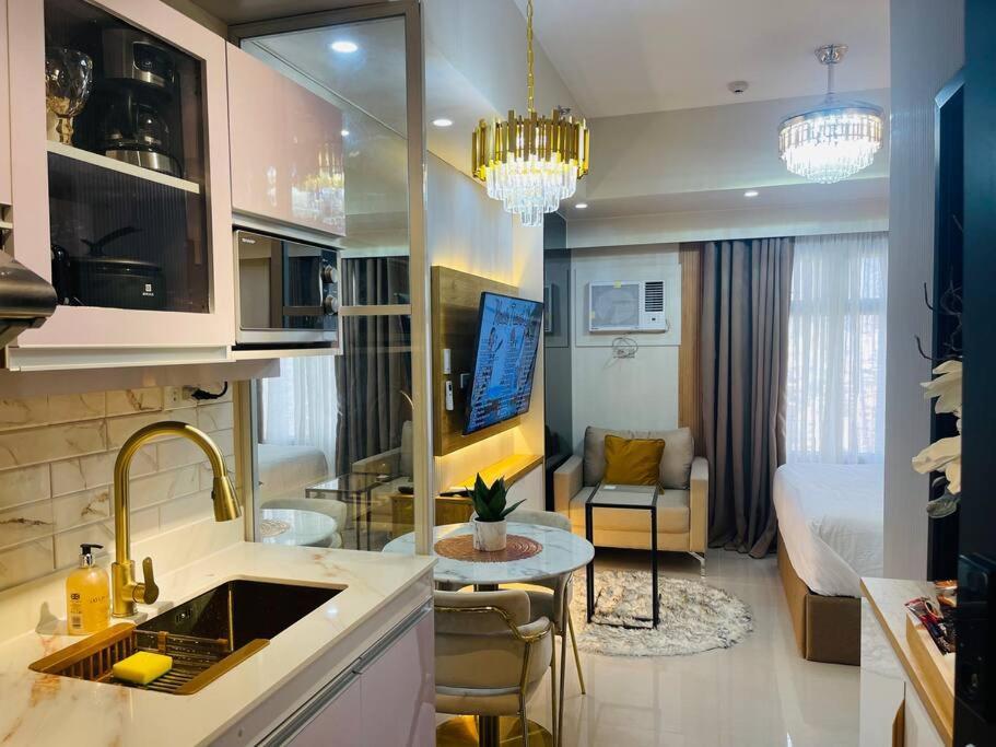 Marias Suite Near Manila Bay Free Use Of Pool ภายนอก รูปภาพ